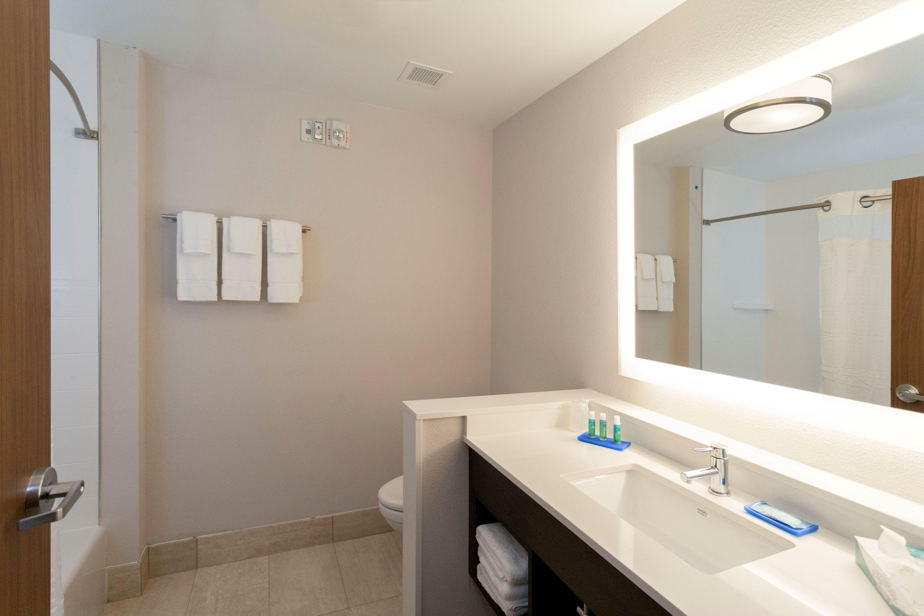 Holiday Inn Express Brooklyn - Kings Hwy, An Ihg Hotel Nueva York Exterior foto